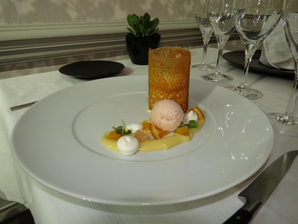 Clos St Eloi, The Originals Relais Тьер Экстерьер фото